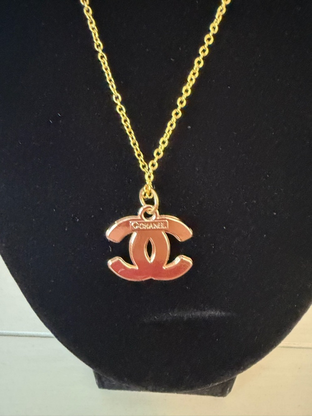 White & Goldtoned Charm on Necklace - Picture 3 of 3